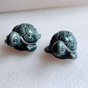 Beach Themed Turtle MINI Salt & Pepper Shaker Set New Ceramic